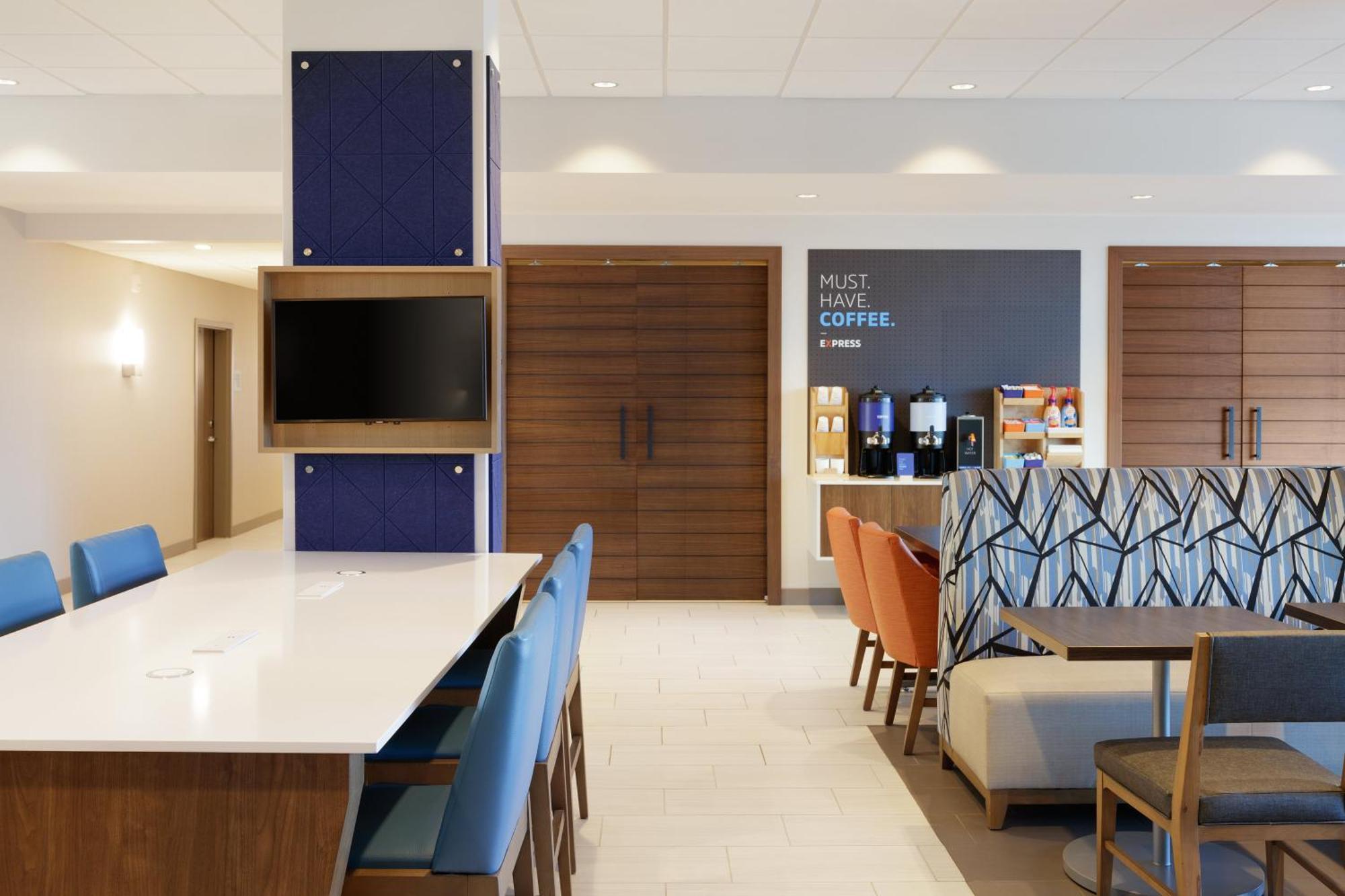 Holiday Inn Express Hotel & Suites Terre Haute By Ihg Zewnętrze zdjęcie