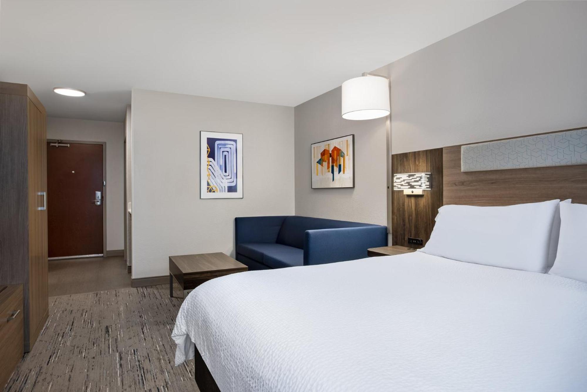 Holiday Inn Express Hotel & Suites Terre Haute By Ihg Zewnętrze zdjęcie
