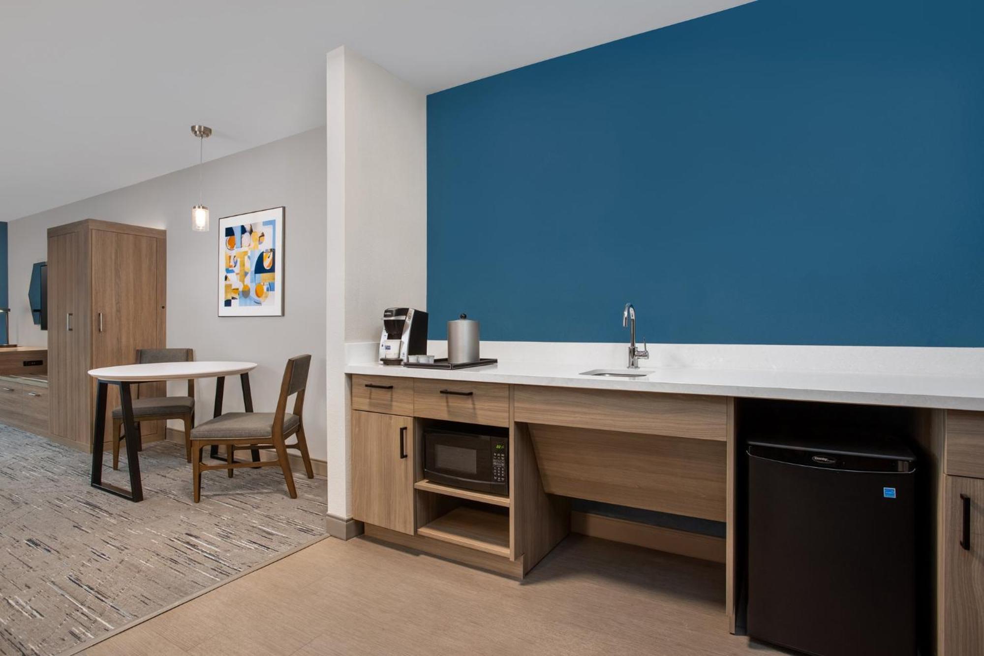 Holiday Inn Express Hotel & Suites Terre Haute By Ihg Zewnętrze zdjęcie