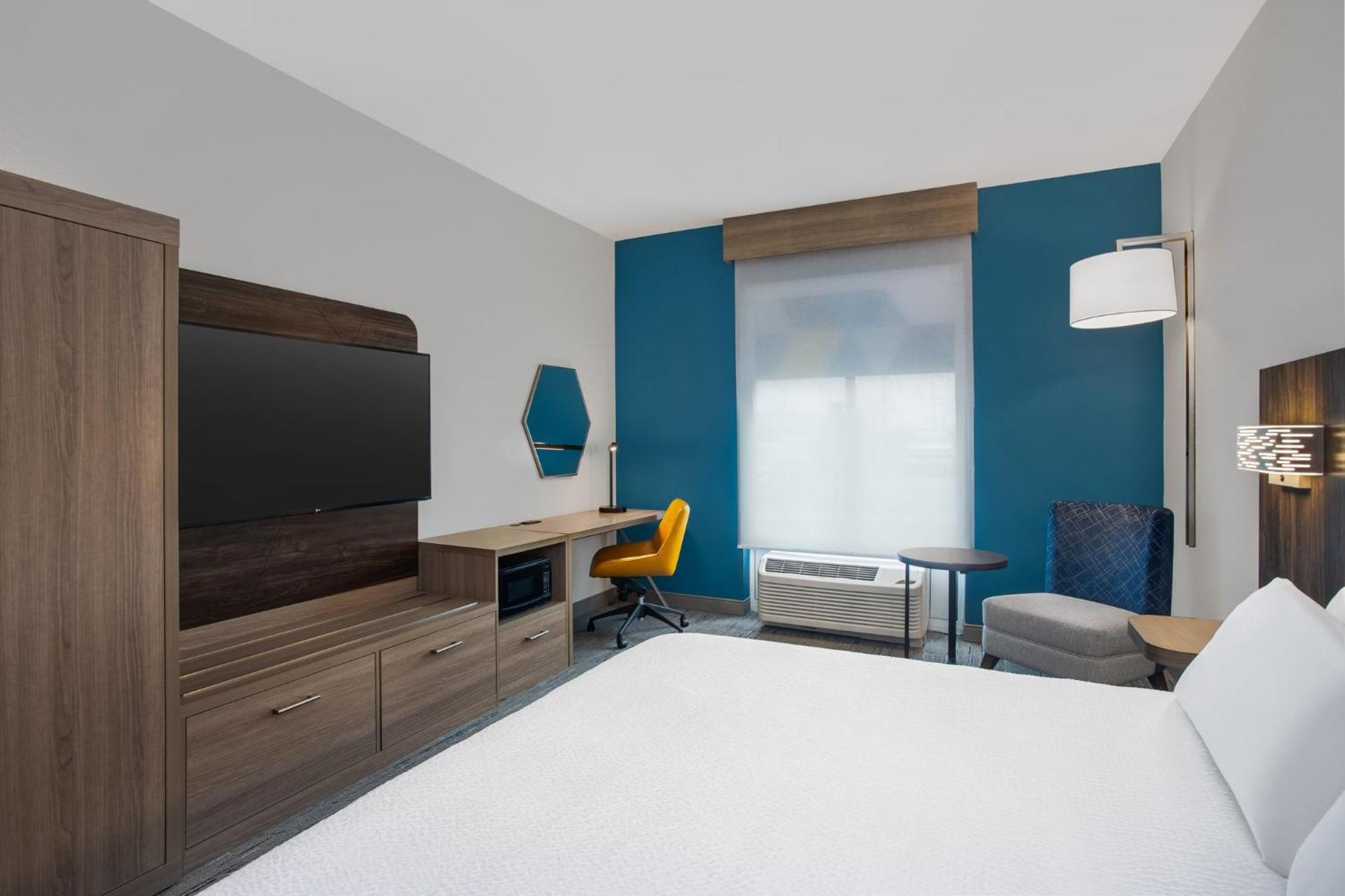 Holiday Inn Express Hotel & Suites Terre Haute By Ihg Zewnętrze zdjęcie
