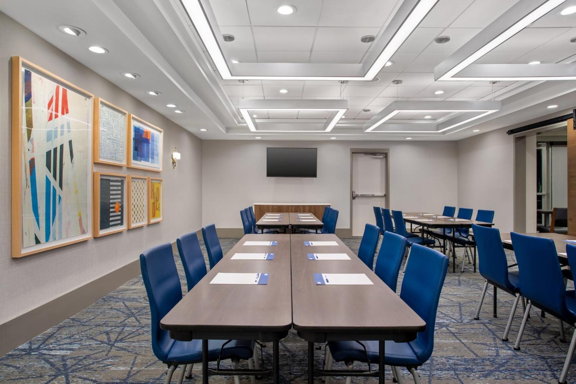Holiday Inn Express Hotel & Suites Terre Haute By Ihg Zewnętrze zdjęcie