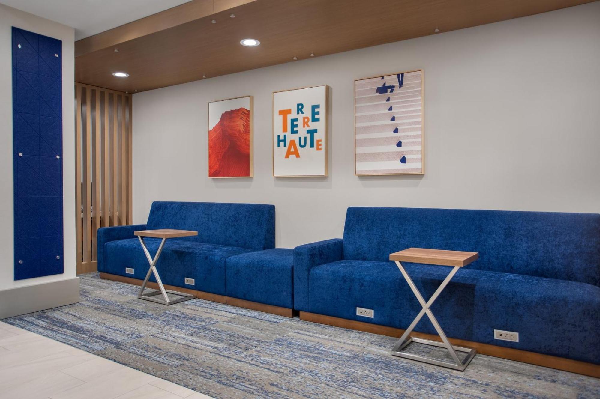 Holiday Inn Express Hotel & Suites Terre Haute By Ihg Zewnętrze zdjęcie