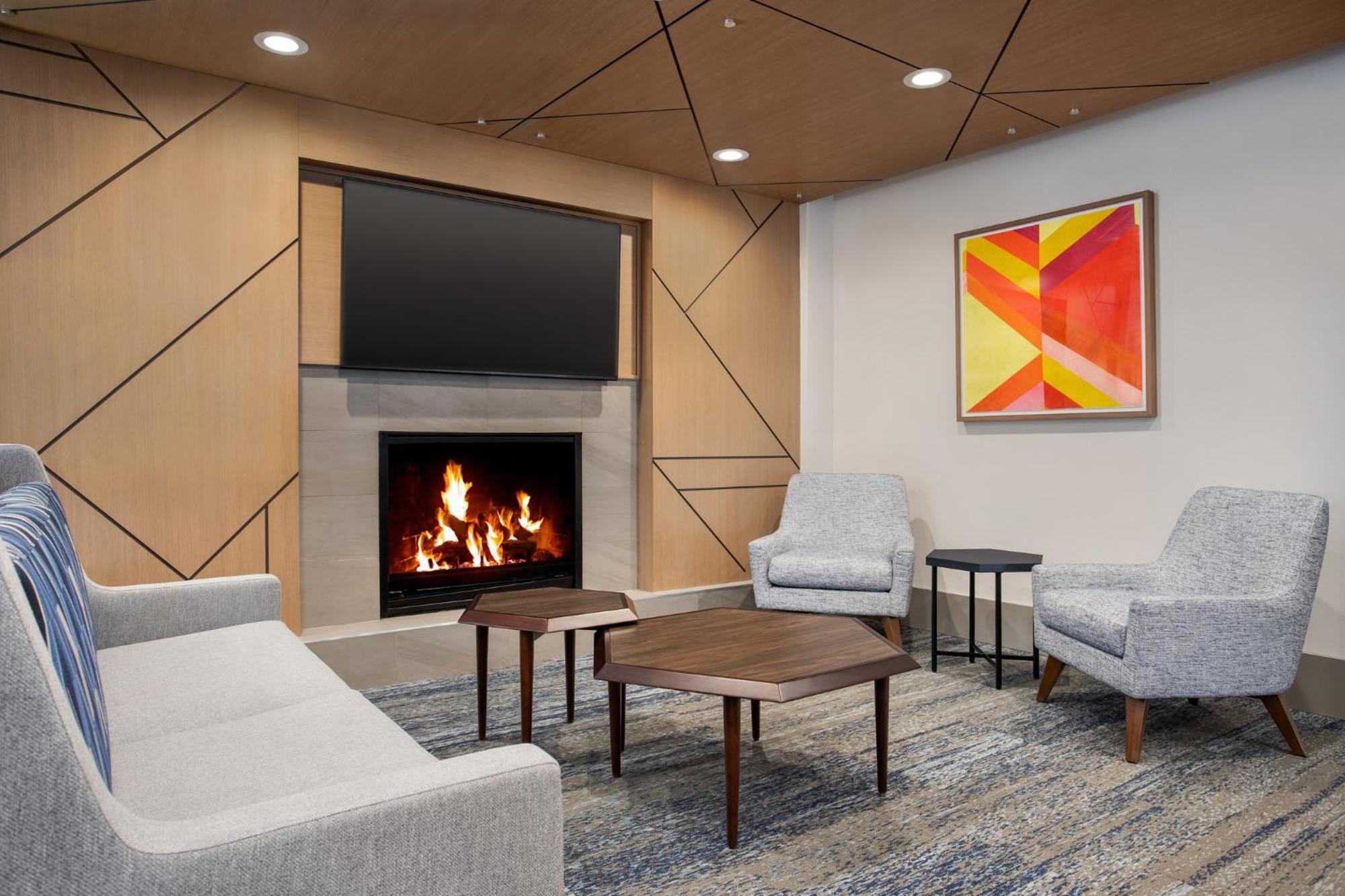 Holiday Inn Express Hotel & Suites Terre Haute By Ihg Zewnętrze zdjęcie