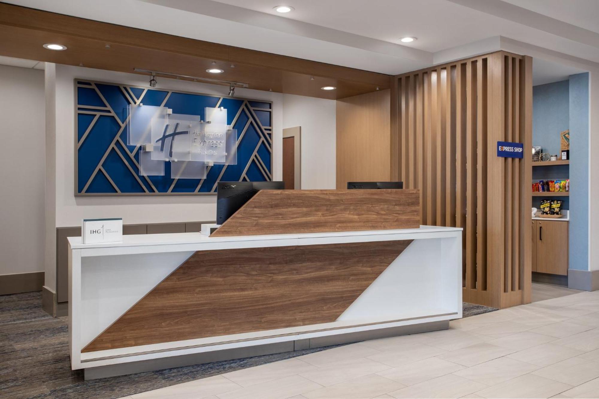 Holiday Inn Express Hotel & Suites Terre Haute By Ihg Zewnętrze zdjęcie