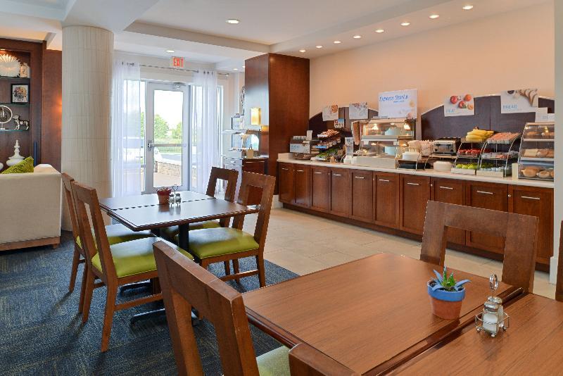 Holiday Inn Express Hotel & Suites Terre Haute By Ihg Zewnętrze zdjęcie